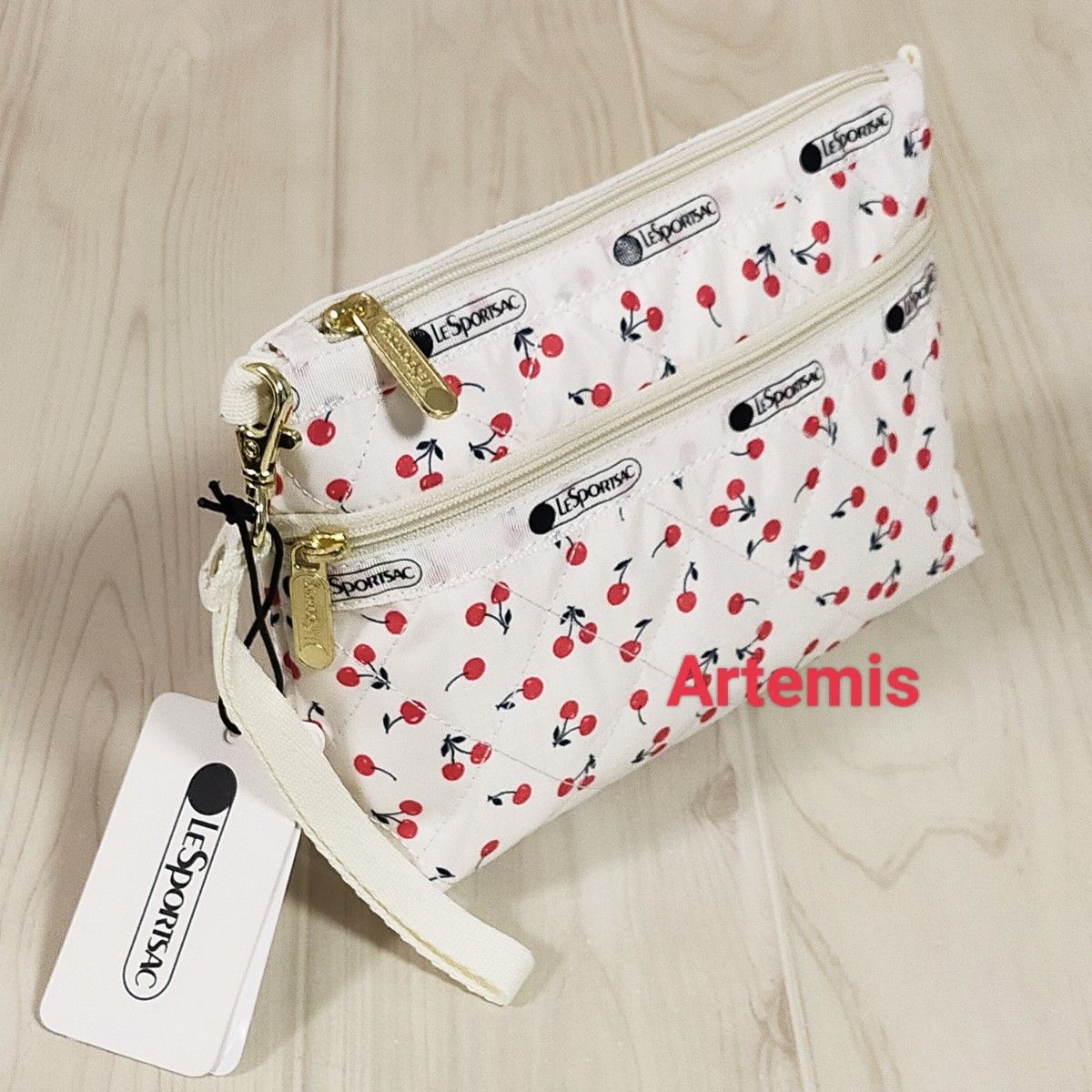 完売品 新品 レスポートサック 神崎恵 チェリーレッドキルト 2段 完売品 新品 レスポートサック 神崎恵 チェリーレッドキルト 2段
