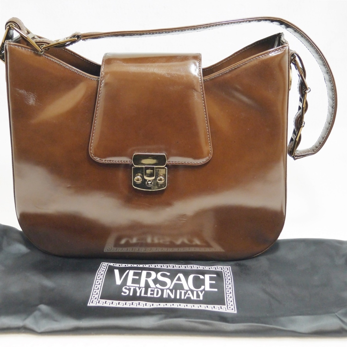 通販 人気】 VERSACE USED品 ヴェルサーチ 茶 エナメル ハンドバッグ