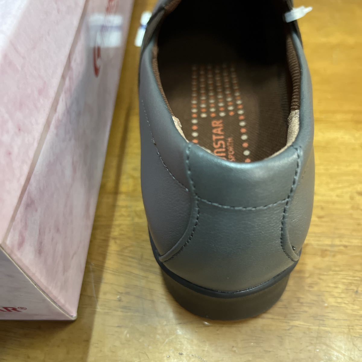  sneakers wide width 4E comfort shoes lady's Mother's Day moon Star spo rusmoonstar SPS0931 metallic gray 24.5cm