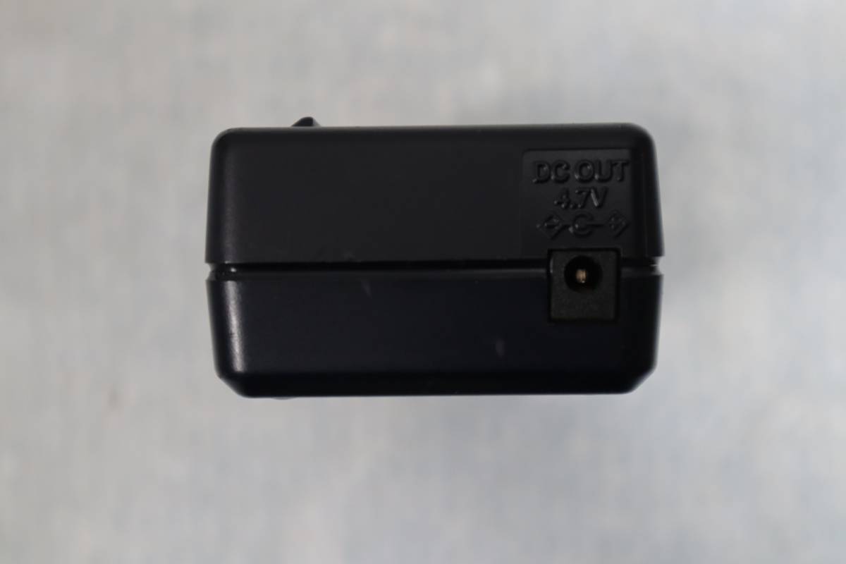 S0640 (14) & Panasonic Panasonic LUMIX genuine products battery charger DMW-CAC2 body only 