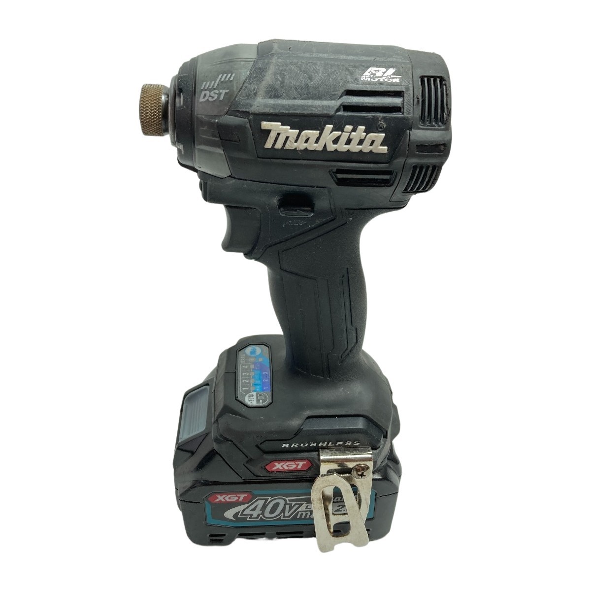 ＊＊ MAKITA マキタ 40Vmax 充電式インパクトドライバ (バッテリ2個・充電器・ケース付) TD002GRDXB ブラック 傷や汚れあり_画像2