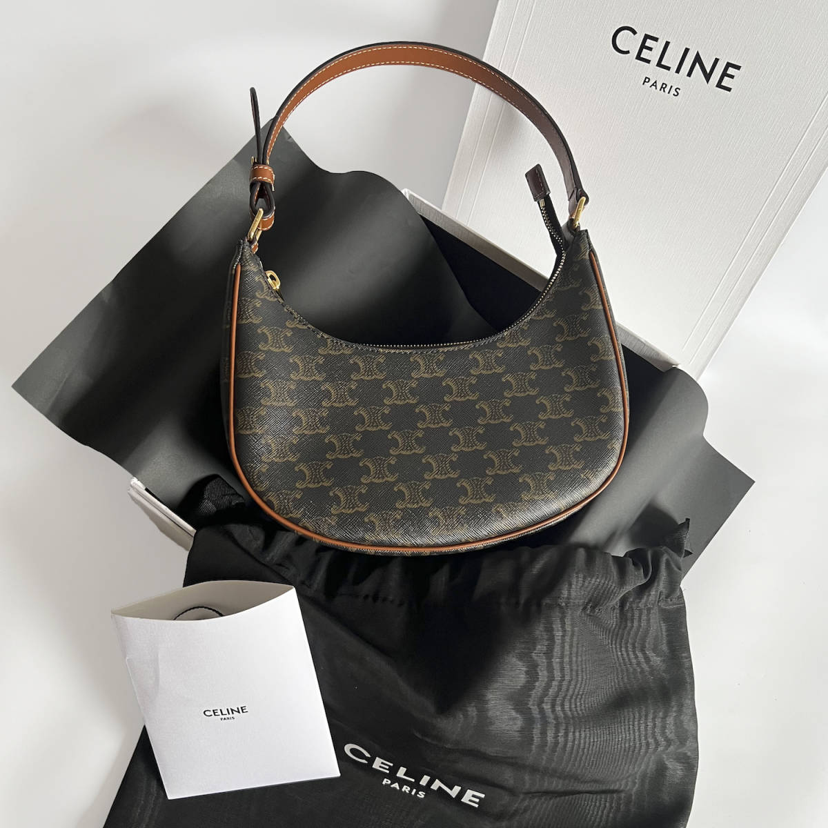 新品未使用品CELINE セリーヌアヴァバッグトリオンフキャンバスTANタン