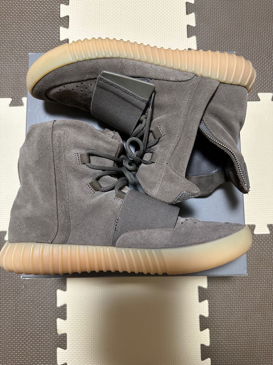 adidas Yeezy Boost 750 Light Brown Gum 