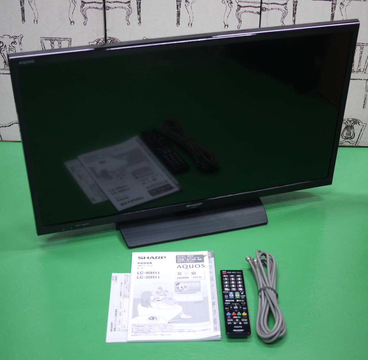 SHARP シャープ AQUOS LC-32H11 32インチテレビ-