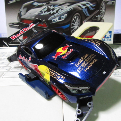  Mini 4WD Jill boruf has painted body Red Bull specification ( carbon decal navy blue tere urethane clear F1 drift )