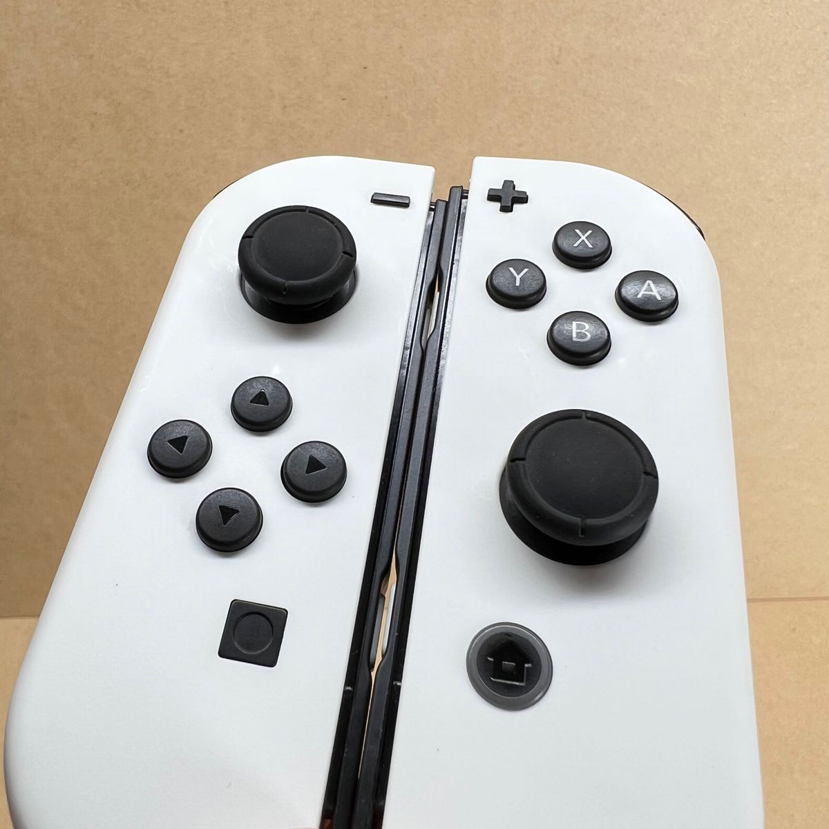 《Switch》有機EL ホワイト 2022年製 付属品完品 メーカー保証期間内