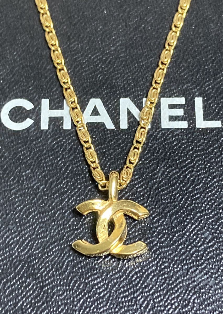 CHANEL シャネル ネックレス1982 ゴールド-