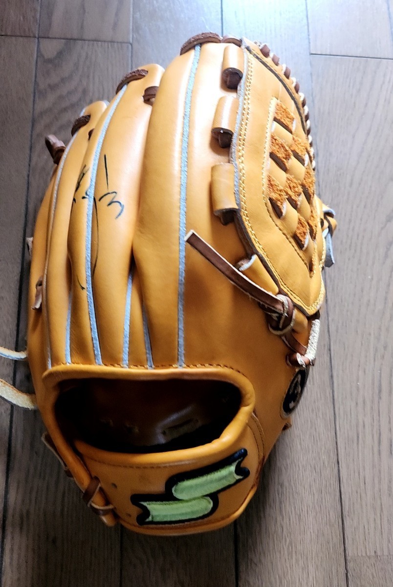 Yahoo!オークション - 阪神タイガース 3 関本賢太郎選手 直筆 Yahoo!オークション - 阪神タイガース 3 関本賢太郎選手 直筆