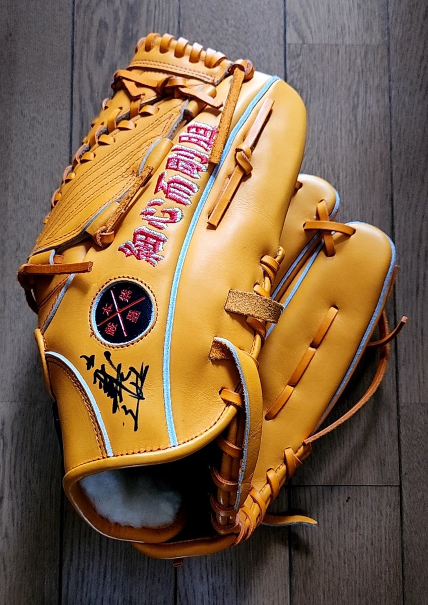 Hanshin Tigers 22 Koji Fujikawa подписано подписанная перчатка Glove Glove