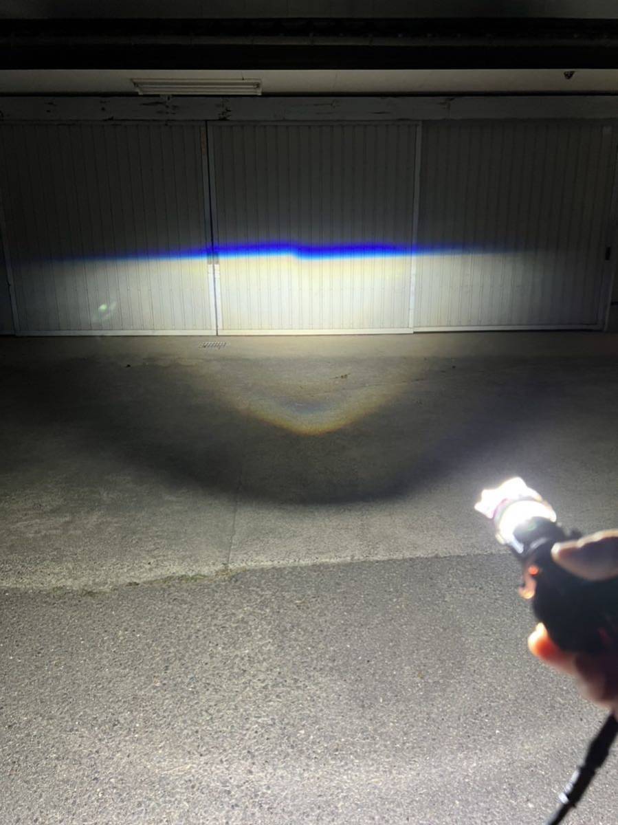 超絶爆光 H4 LED プロジェクター 一体型 Y7R 光軸左上 煽り運転対策