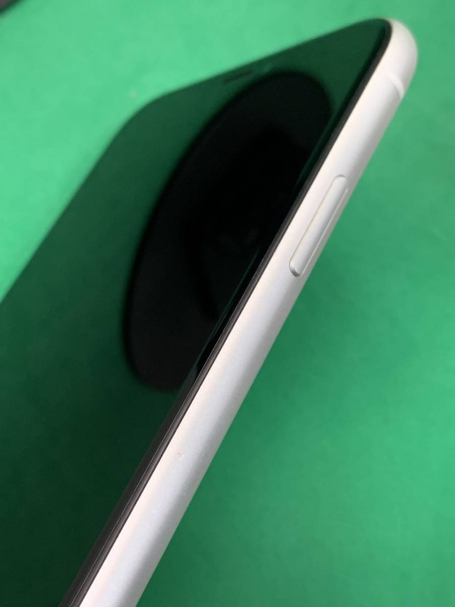 本体美品 iPhone XR 64GB SIMロック解除済み バッテリー95% 格安SIM可