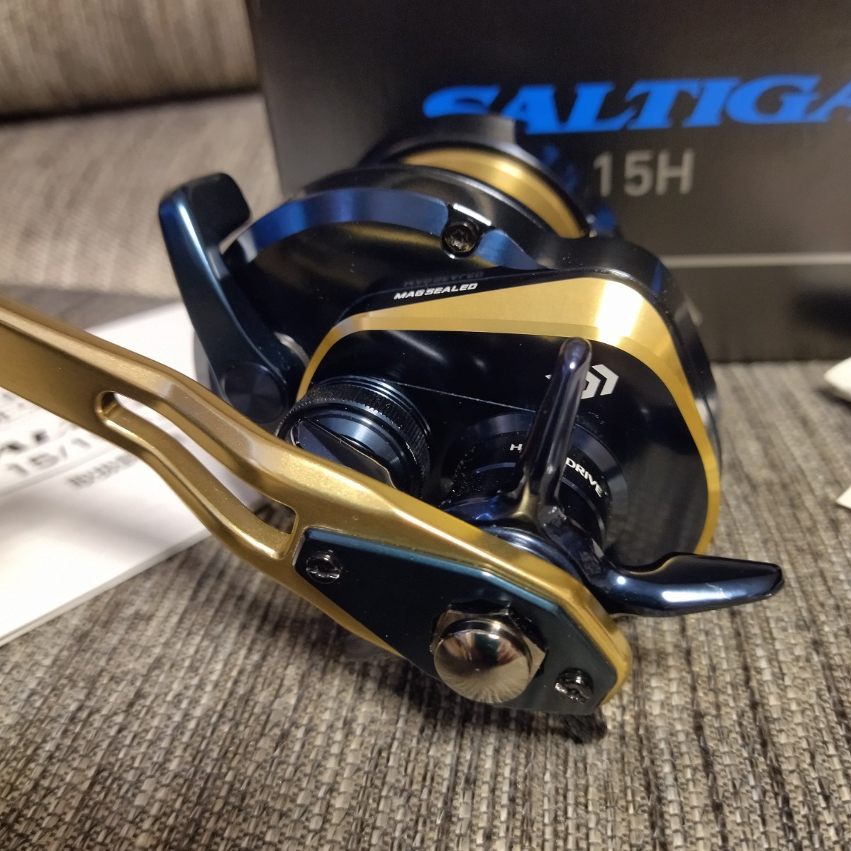 独特な店 ☆現行モデル 中古美品 ベイトリール☆ ジギング