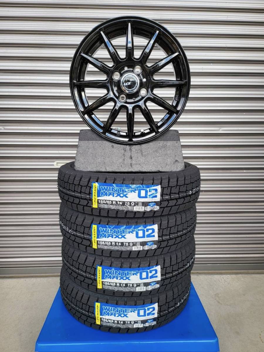 新品！14インチホイール　黒色　+ダンロップ　スタッドレスタイヤ　WM02　155/65R14　2023年製　4本セット！軽自動車　ワゴンR・スペーシア_画像1