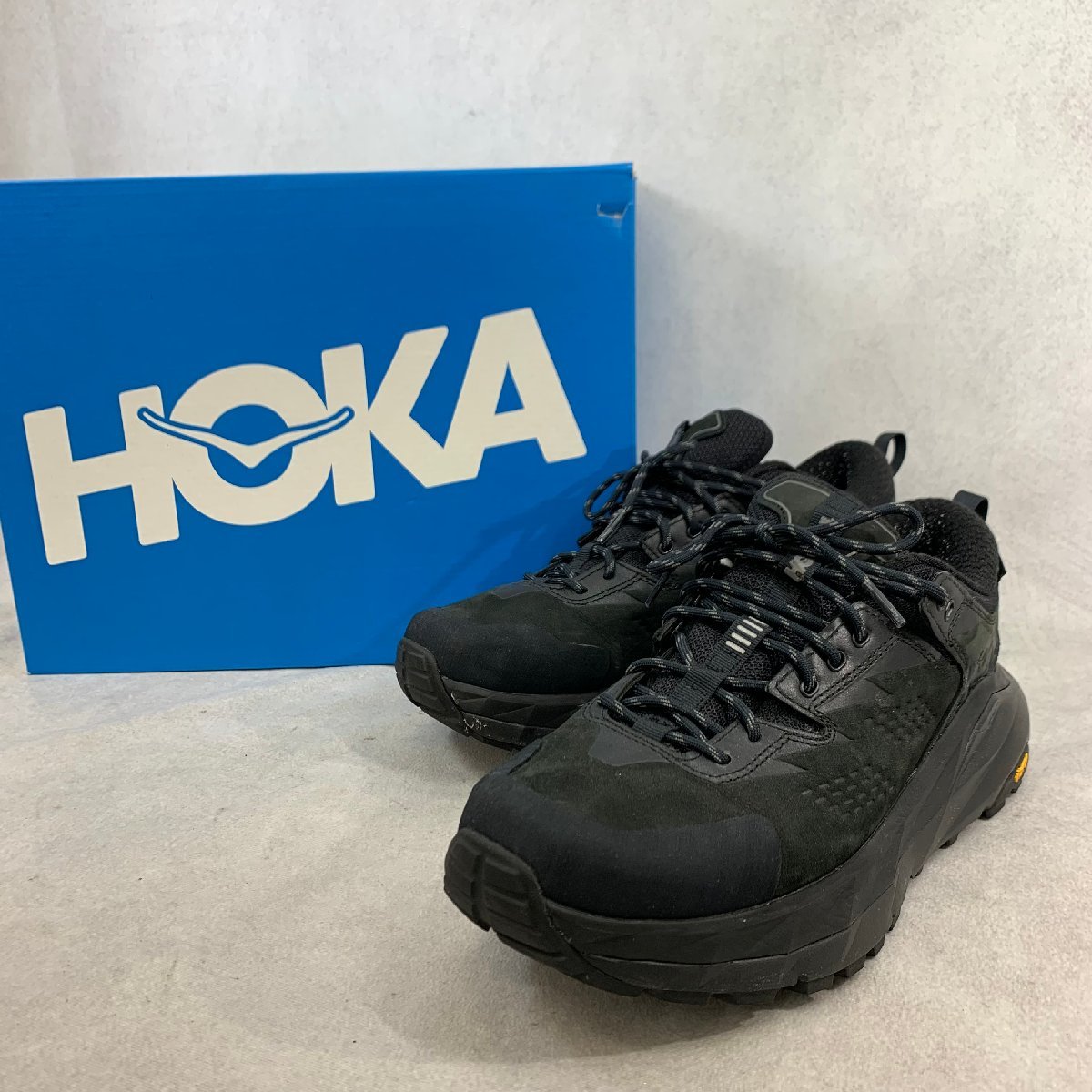 美品 HOKA ONE ONE KAHA LOW GTX 1118586 BCCG ホカオネオネ ゴアテックス スニーカー ランニングシューズ 防水 メンズ 27.5cm ブラック 靴_画像1