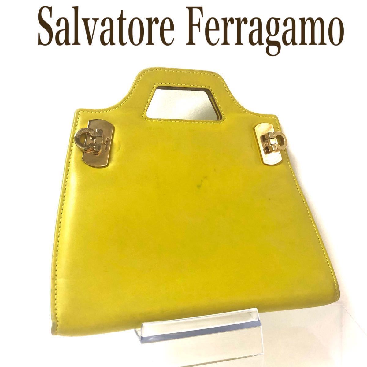 超希少 Salvatore Ferragamo サルヴァトーレフェラガモ ガンチーニ