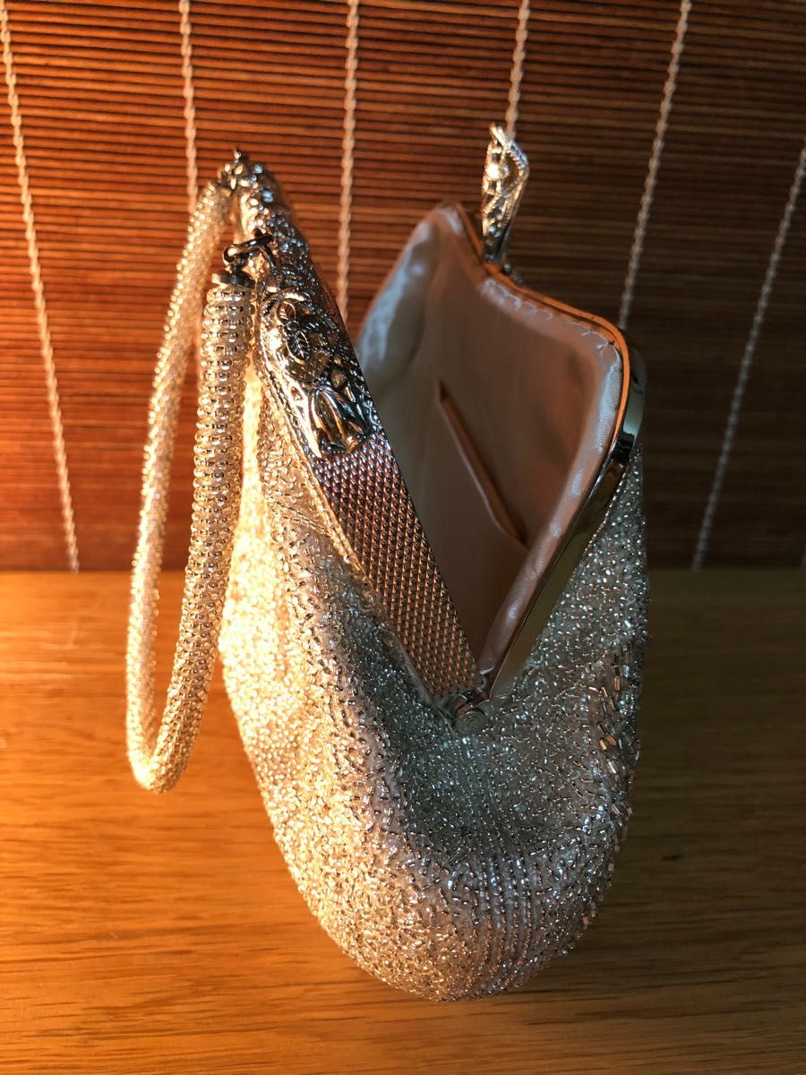 ハンドメイド総ビーズ パーティーバッグ クラッチバッグ シルバー 刺繍 銀細工