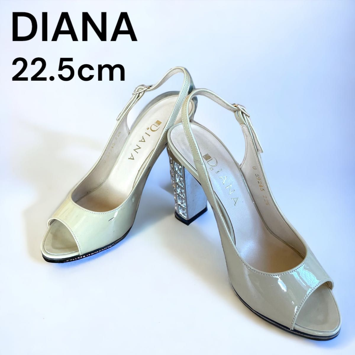 DIANA ダイアナ　オープントゥビジューパンプス　ハイヒール　オープンバック　チャンキーヒール　ヒールコンシャス　ホワイト