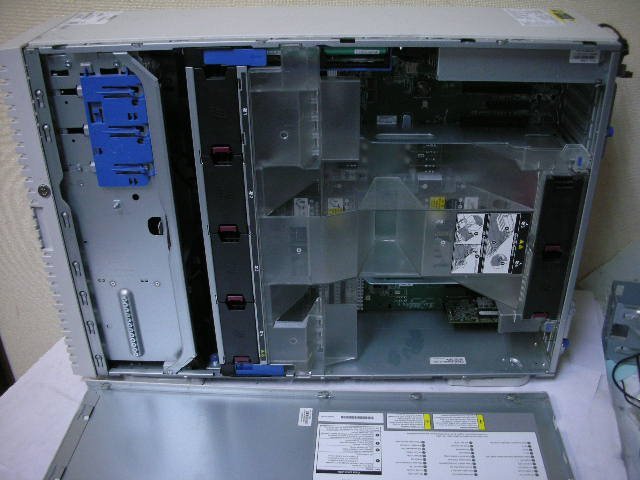 NEC Express 5800/T120h(N8100-2640Y)Xeon 8Core Silver 4110 2.1GHz 2CPU/48GB/SAS 300GB x 2_画像4