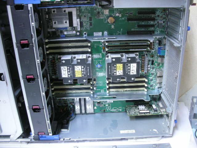NEC Express 5800/T120h(N8100-2640Y)Xeon 8Core Silver 4110 2.1GHz 2CPU/48GB/SAS 300GB x 2_画像3
