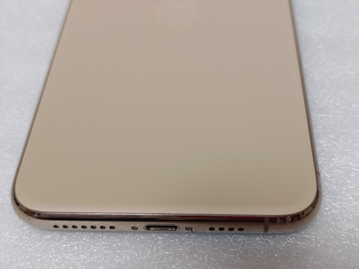 SIMフリー iPhone 11 pro max 256GB ゴールド バッテリーと液晶新品