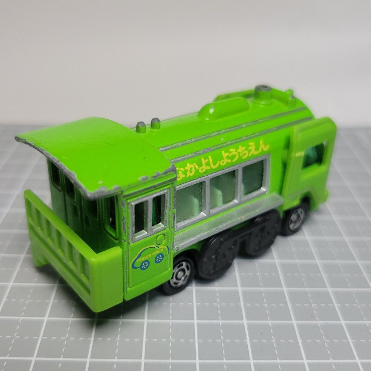 1215 トミカ No48(1998) SLタイプバス(キャンター) 黄緑