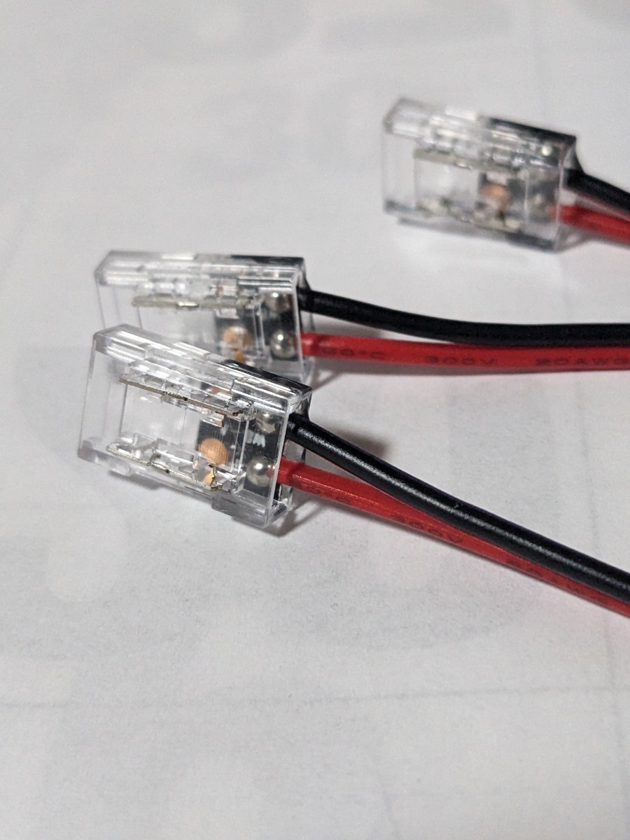 LED COBラインテープの専用コネクター 2P ８ミリ用 12V/24V 赤黒コードになって４本をセットにして 新品 未使用 ハンダ付け不要_画像5