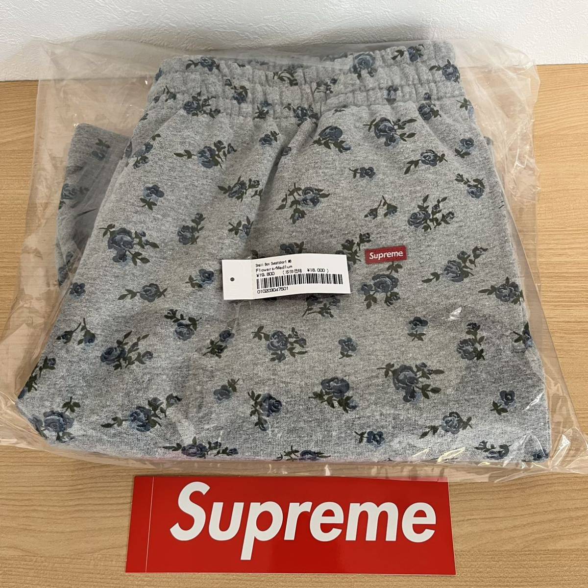 未使用 23fw Supreme Small Box Sweatshort Flowers size M タグ付き