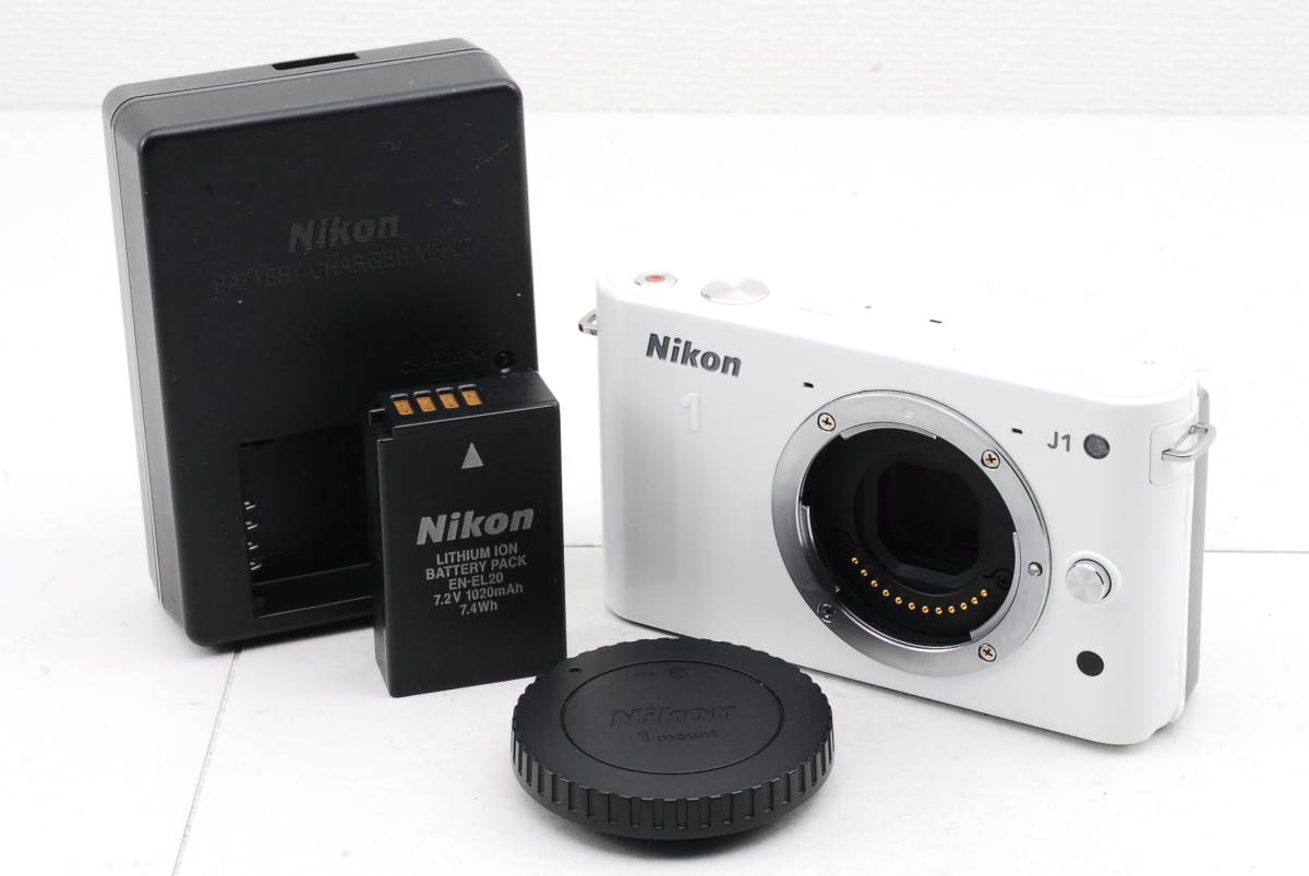 最も優遇の ミラーレス一眼カメラ J1 Nikon1 ☆良品☆ ボディ ◇008 完