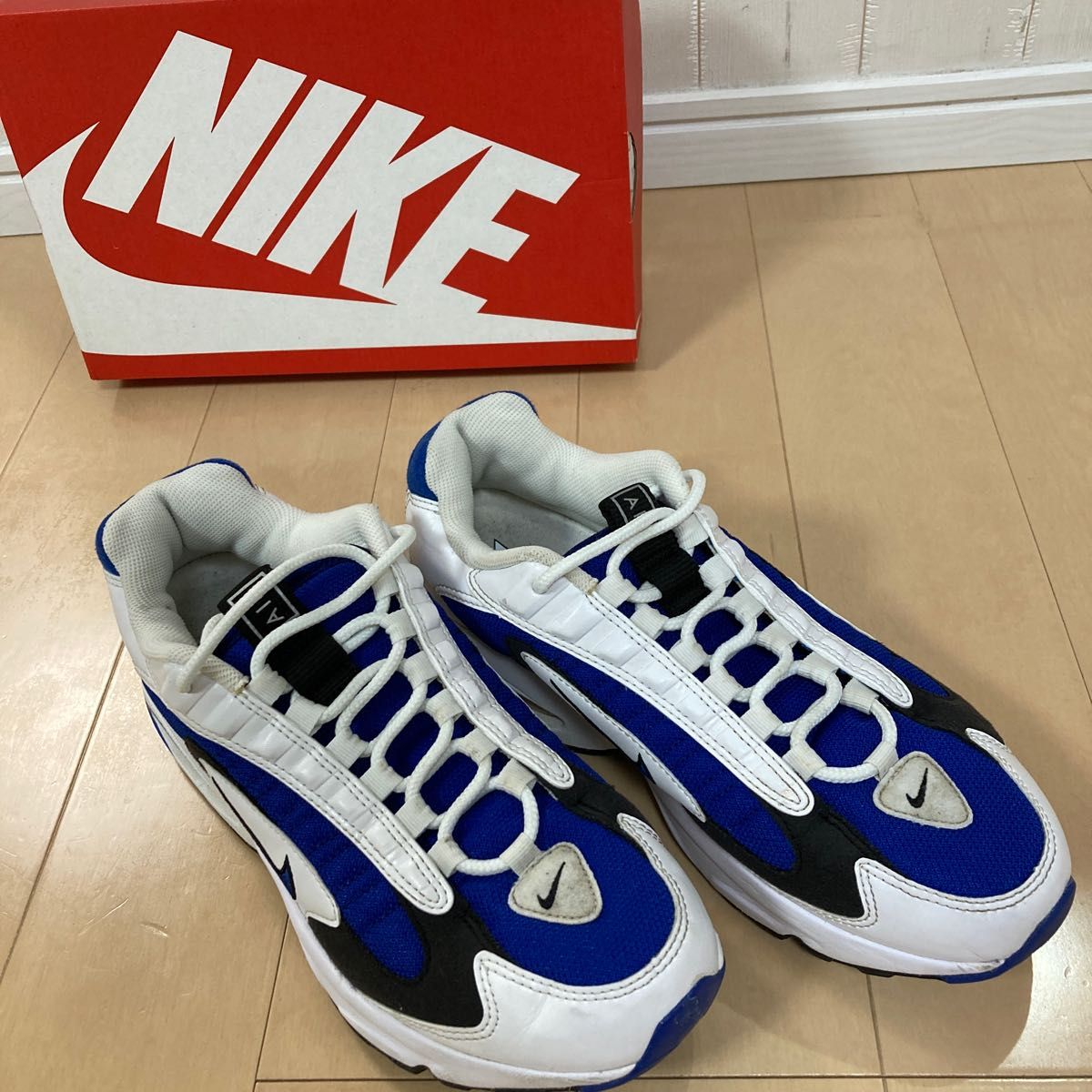 NIKE ナイキ エアマックス トライアックス スニーカー メンズ AIR MAX TRIAX
