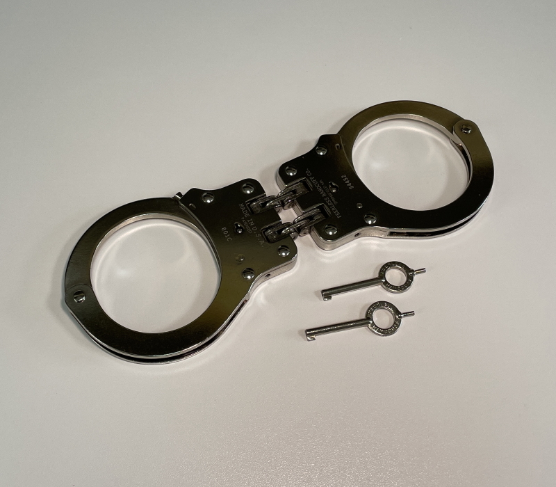 【本物の手錠】米国：Peerless 801C Handcuffs（新品）（検：警察・軍・サバゲー・ミリタリー・装備・サバイバル・ポリス）の画像2