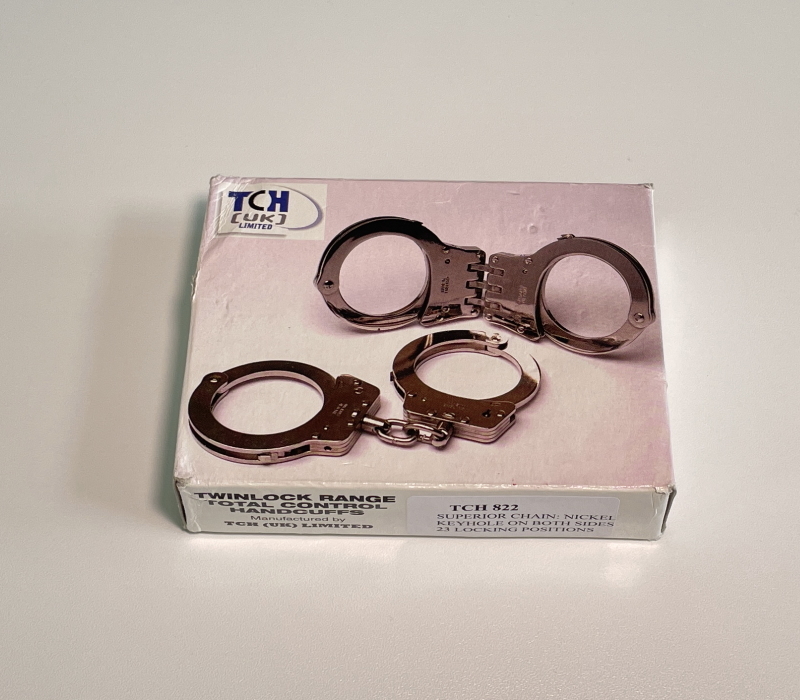 [ genuine article. hand pills ] Britain :TCH 822 Handcuffs( new goods )( inspection : police * army * airsoft * military * equipment * Survival * Police )