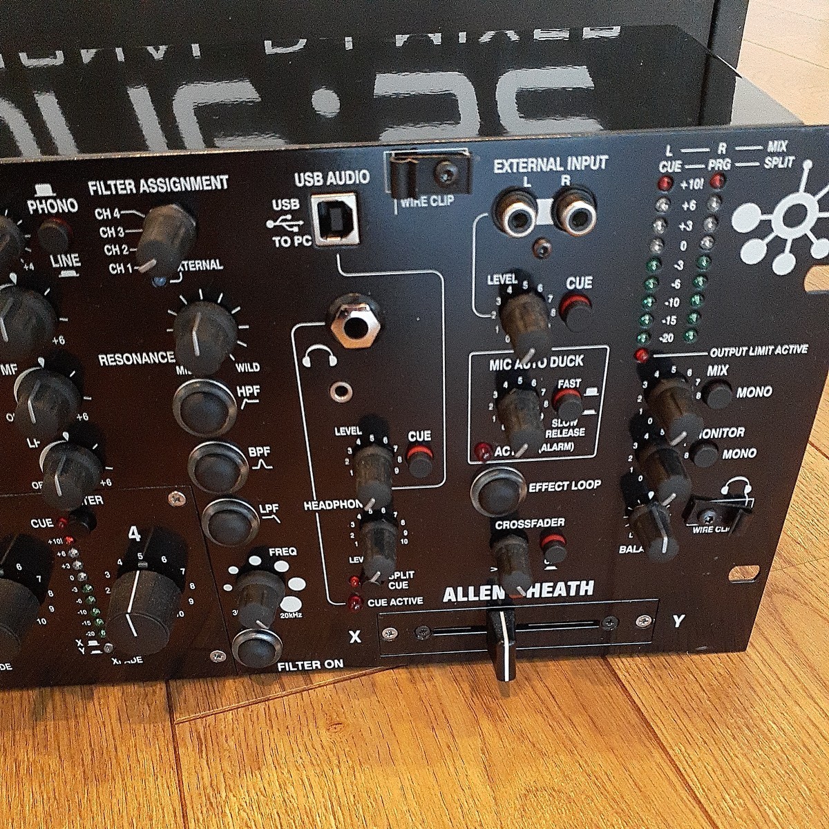 希少】ALLEN&HEATH S2 ロータリー仕様 DJミキサー|Yahoo!フリマ 希少】ALLEN&HEATH S2 ロータリー仕様 DJミキサー|Yahoo!フリマ