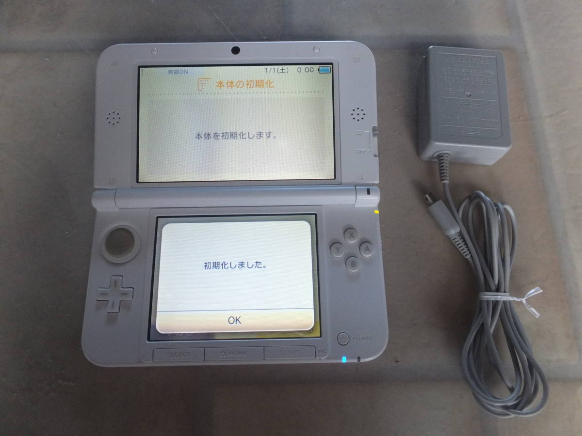 NINTENDO 3DS LL SPR-001(JPN) ピンク×ホワイト Pink×White ソフト1タイトル (とびだせどうぶつの森) AC ADAPTER 4GB SDHC付_画像8