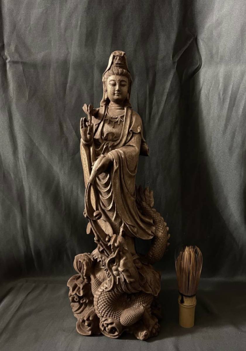 高36cmcm 仏教工芸品 総楠製 井波彫刻一刀彫 木彫仏像 龍上観音菩薩立像-