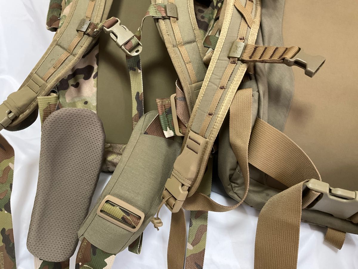 Arc'teryx leaf アサルトパック30 マルチカム ASSAULT Arc'teryx leaf アサルトパック30 マルチカム ASSAULT