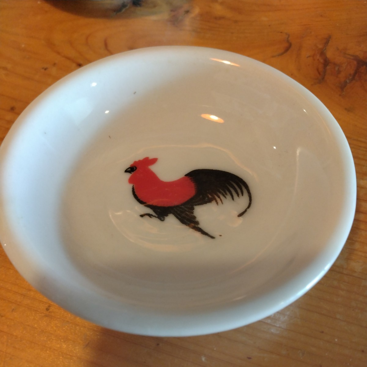 新品&即決！マレーシア雑貨　可愛い鳥柄の陶器の調味料小皿　（アジアン雑貨）_画像1