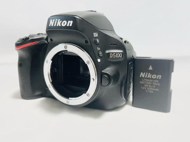 100%本物保証! ☆美品☆ ボディ #048 D5100 Nikon ニコン