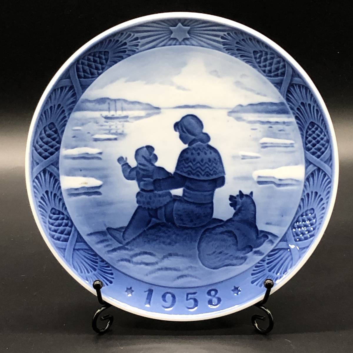 【1級品 】ロイヤルコペンハーゲン 『 グリーンランドの陽光 』1958年 イヤープレート北欧 デンマーク クリスマス ビンテージ 飾り皿工芸品