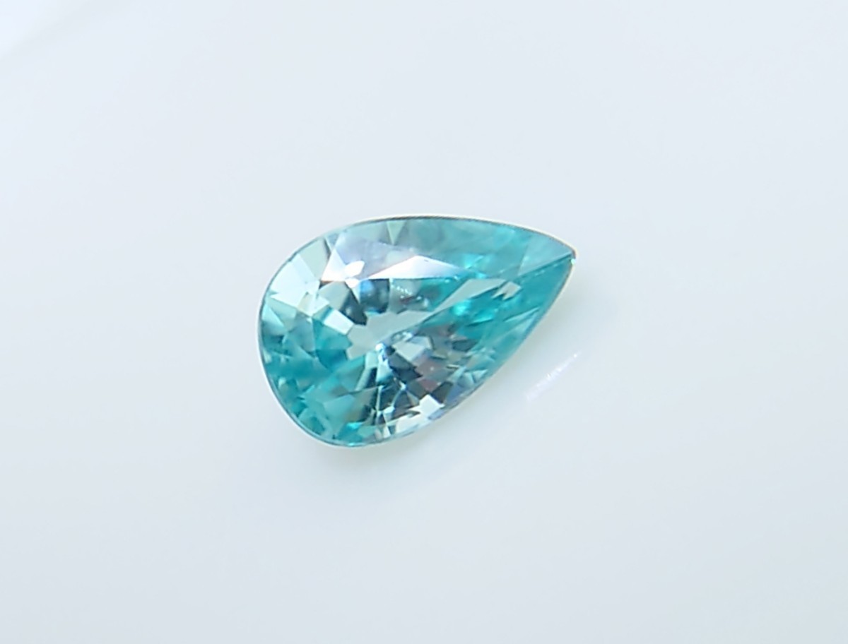 極美品！　ブルージルコン　0.49ct ルース（LA-6400）