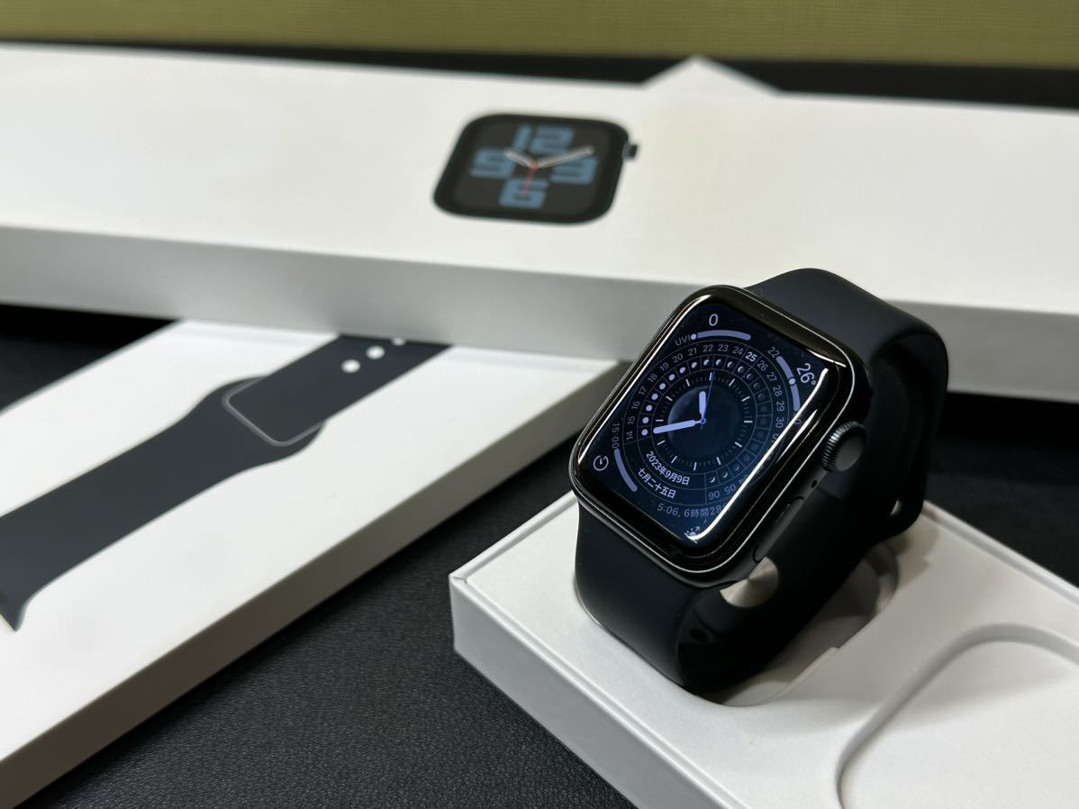 AppleWatch SE2 40mm GPSモデル（ミッドナイト）-