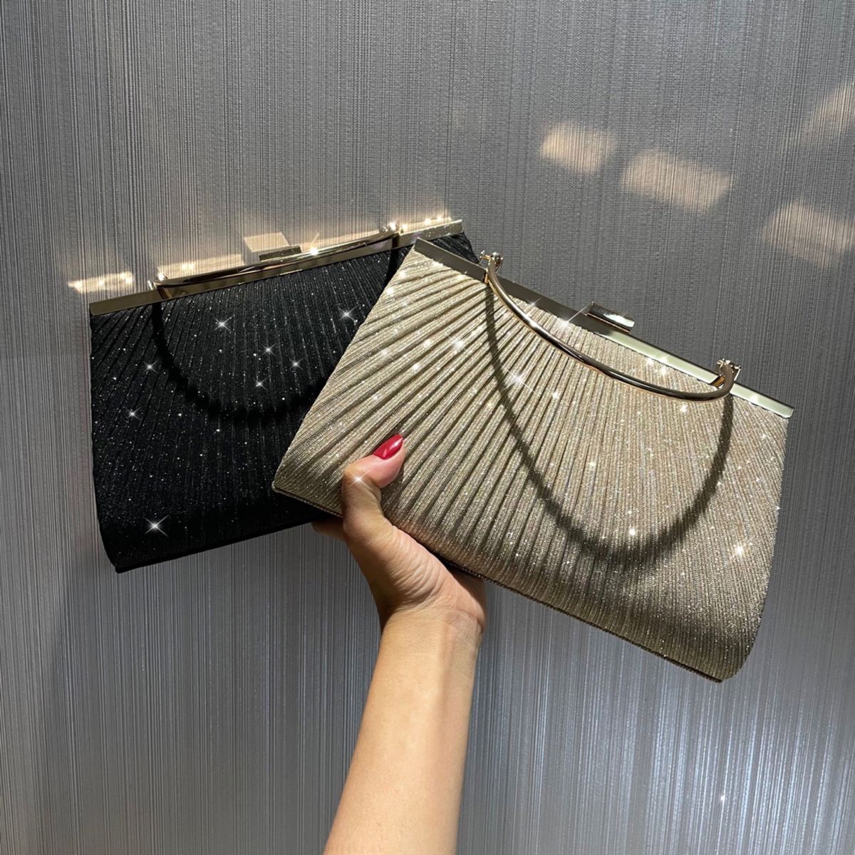 【新品】パーティーバッグ クラッチバッグ ラメ シルバー 2way ドレス 結婚式 がま口 ハンドバッグ チェーン付