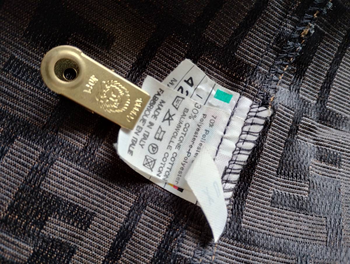 春先取りの ズッカ フェンディ FENDI □ 柄 総柄 ノースリーブ ペカン