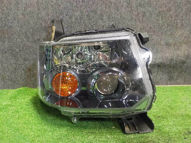 【送料込】 H20年 EKスポーツ CBA-H82W 右ヘッドランプ 8301C324 ＨＩＤ STANLEY P9537 [ZNo:05003669] 75894_画像1