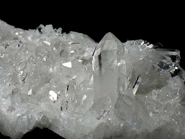 天然水晶クラスター ５６２ｇ クリスタルクラスター 水晶原石 クォーツ トマスゴンサガ産 送料無料 No.１２４_画像6