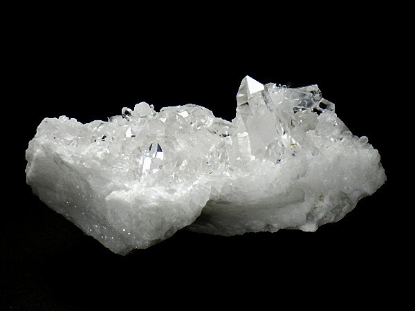 天然水晶クラスター ５６２ｇ クリスタルクラスター 水晶原石 クォーツ トマスゴンサガ産 送料無料 No.１２４_画像4