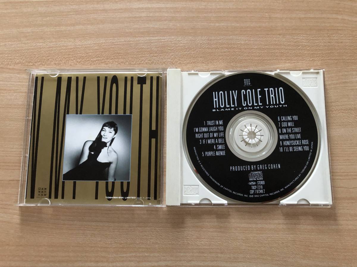 5152 HOLLY COLE TRIO BLAME IT ON MY YOUTH　ホリー・コール・トリオ 国内盤対訳付_画像2