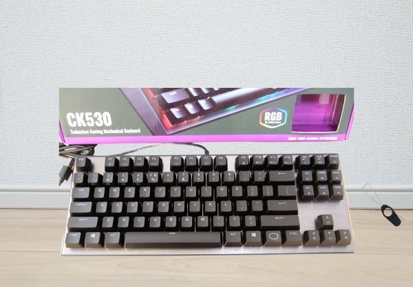 ☆クーラーマスター　 CK550 快適タイピングの赤軸 ゲーミング　キーボード CK530☆☆_画像7