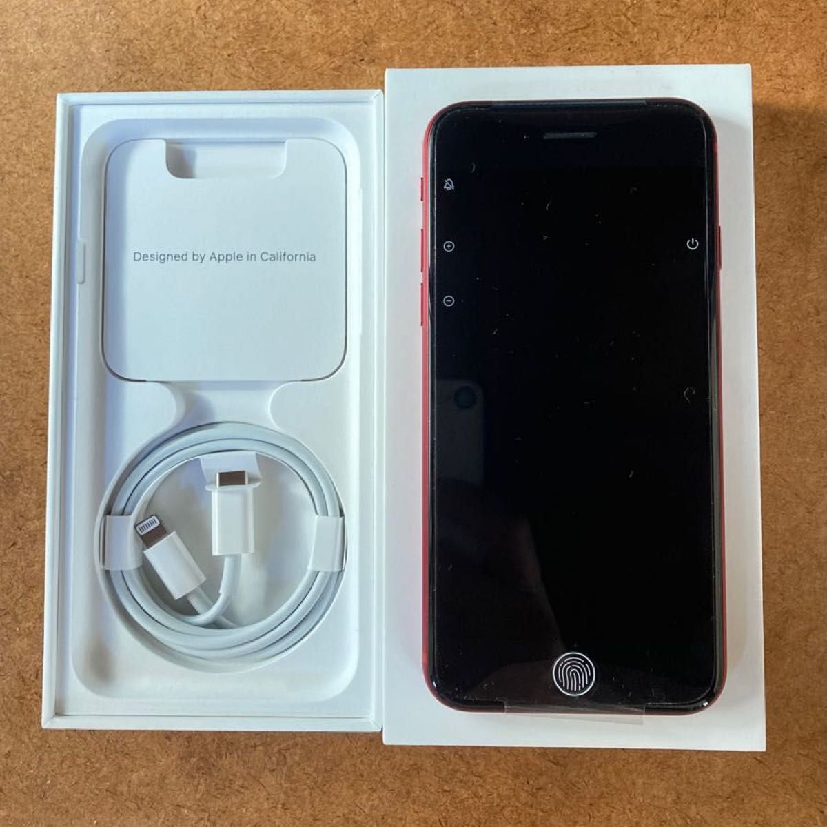 未使用】Apple iPhone SE 第3世代 64GB PRODUCT RED SIMフリー 未使用】Apple iPhone SE 第3世代 64GB PRODUCT RED SIMフリー
