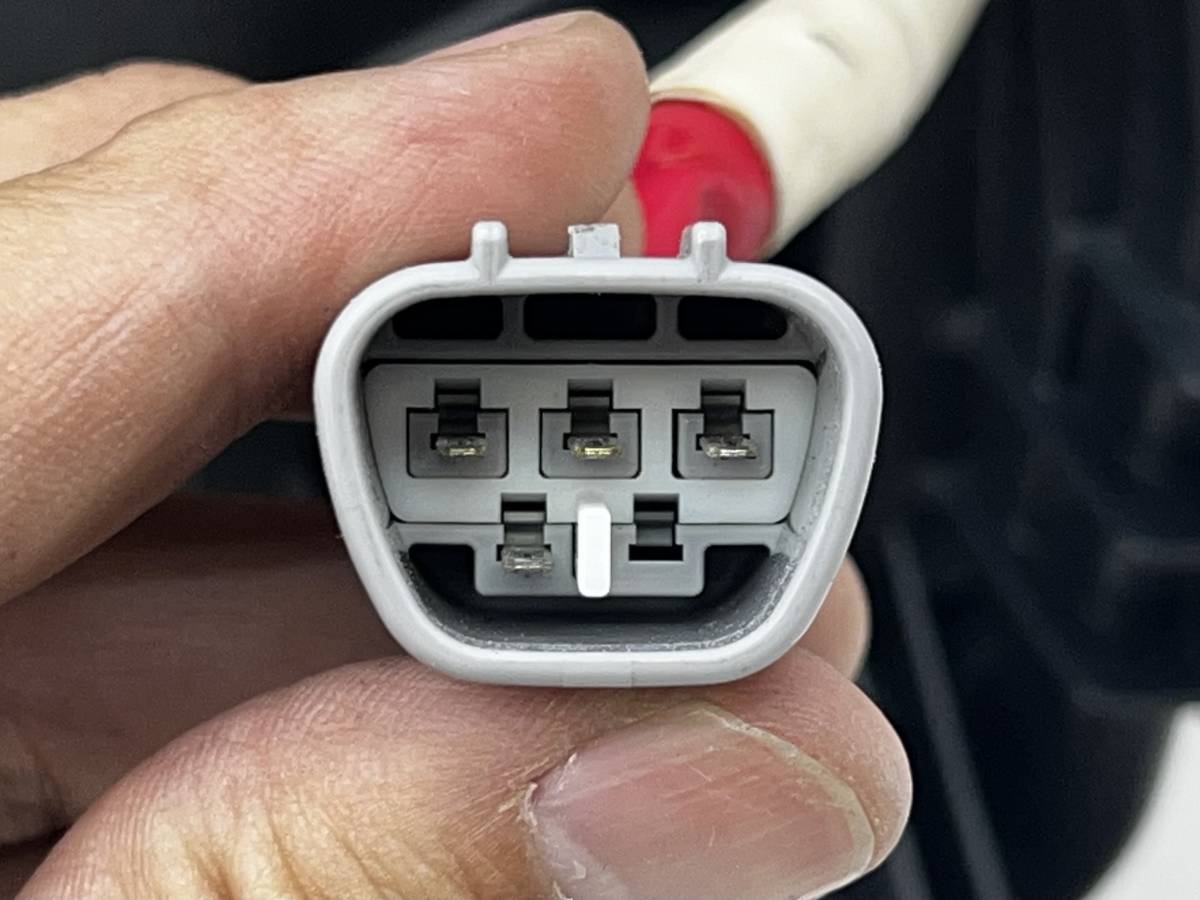 即決 ア プリウス PHV ZVW52 / LED トヨタ 純正 右 フォグランプ 即決 ア プリウス PHV ZVW52 / LED トヨタ 純正 右 フォグランプ