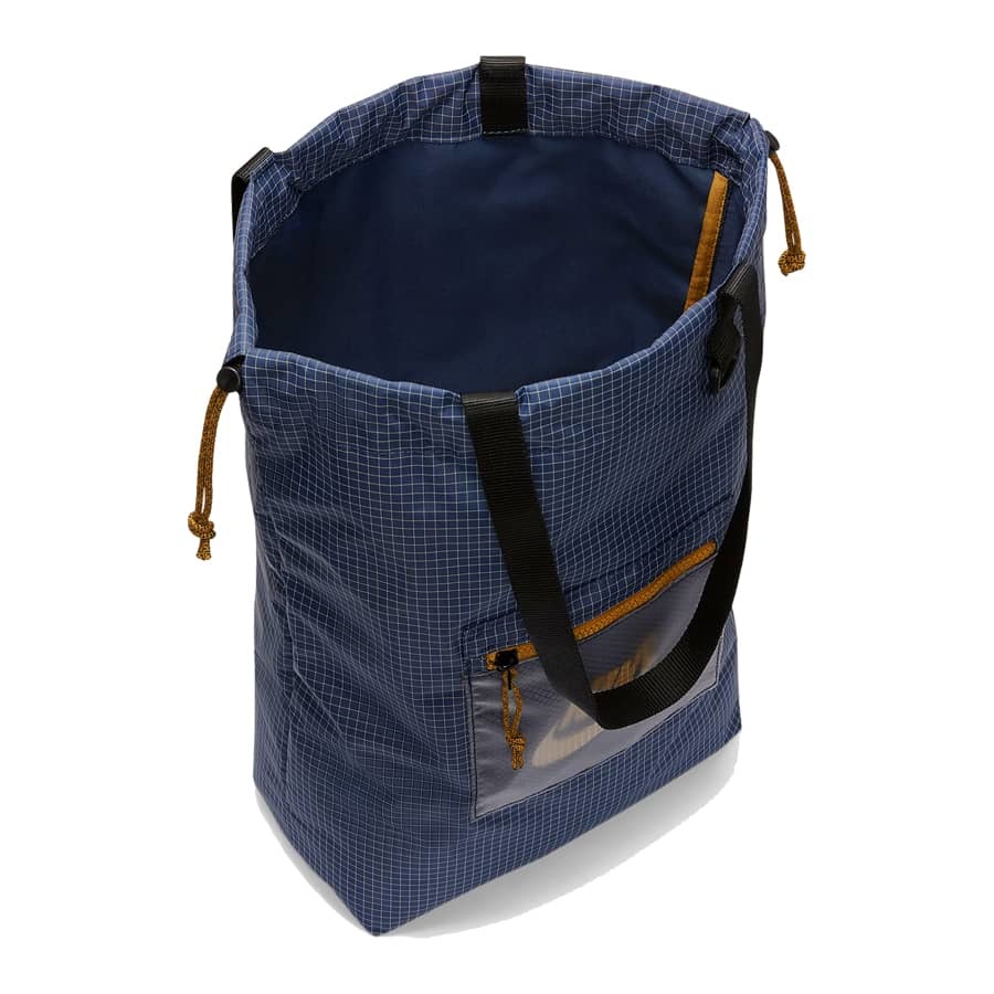 送料無料 未使用品 NIKE ナイキ ヘリテージ トートバッグ (21L 送料無料 未使用品 NIKE ナイキ ヘリテージ トートバッグ (21L